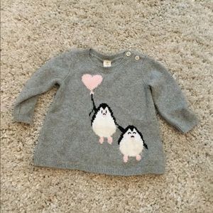 TUCKER AND TATE GRAY PENGUIN SWEATER